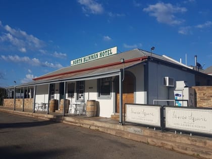 Historic hotel at the gateway to the Flinders Ranges