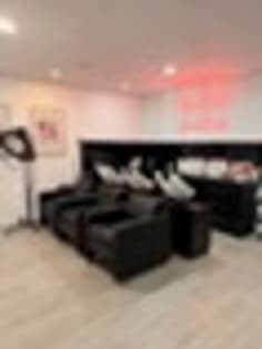 Hair Salon Glenelg for sale