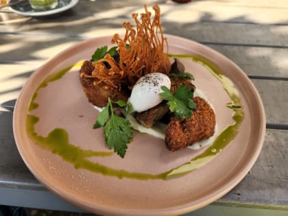 COFFEE LOUNGE  - Taking $18000pw. Beautifully Designed, Professionally Built. Cheap rent .  2.30 ...