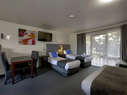 I DO LIKE TO BE BESIDE THE SEASIDE - 2891ML