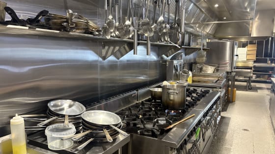 ESTABLISHED RESTAURANT & PIZZERIA FOR SALE