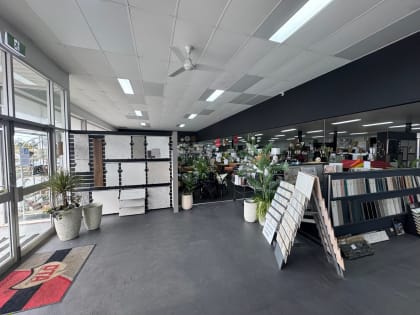 Albany Icon Business