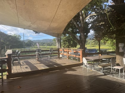 THE LEGENDARY LION’S DEN HOTEL (FREEHOLD) - 152HF