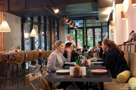 COFFEE LOUNGE  - Taking $18000pw. Beautifully Designed, Professionally Built. Cheap rent .  2.30 ...