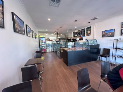 ​5 BAKERY CAFÉ ONLY TRADES 37 WEEKS PA MON-FRI 9am-3.30pm LOC ON THE PARADE RENT $606PW INC O/G $...
