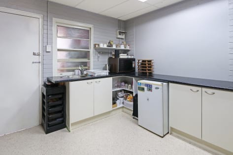 SALON SASS & CO - Established Reputation & Clientelle