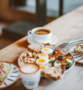 ESTABLISHED CAFE - PRIME HIGH-TRAFFIC LOCATION