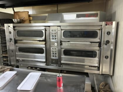 SOUTHSIDE BAKERY FOR SALE OUTSTANDING BUSINESS WITH HIGH PROFITS OFFERS OVER 200K!