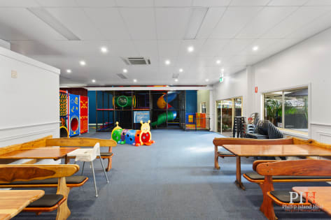 Lama Lounge - Turnkey Family Cafe/Restaurant for Sale in Cowes, Phillip Island