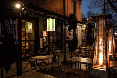 REDUCED TO SELL - PIZZA & PASTA RESTAURANT CBD BENDIGO LONG ESTABLISHED BUSINESS