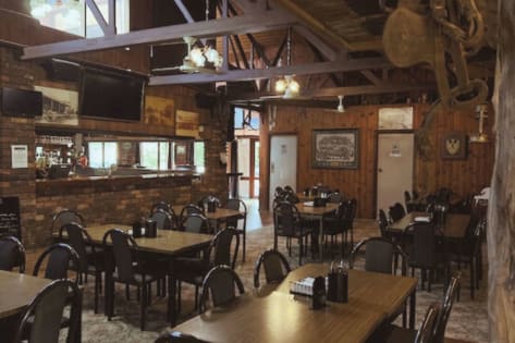 UNDER OFFER - Court House Hotel, Jamieson