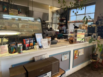 72 Seat Established Cafe / Restaurant - West Melbourne! WIWO