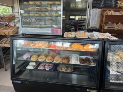 SOUTHSIDE BAKERY FOR SALE OUTSTANDING BUSINESS WITH HIGH PROFITS OFFERS OVER 200K!