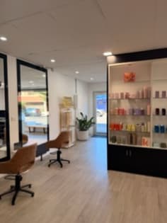 Hair Salon Glenelg for sale
