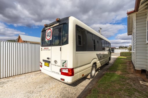 SCHOOL BUS RUN & RESIDENCE