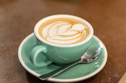 Huge Cafe/Coffee Shop Inner City Main Road Location