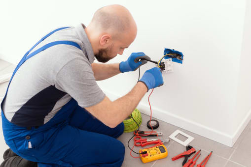 UNIQUE ELECTRICAL CONTRACTING BUSINESS - WELL ESTABLISHED WITH CONTINUOUS GROWTH & RELIABLE STAFF...