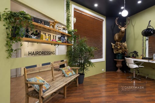 PROFITABLE HAIRDRESSING SALON IN THE HEART OF BEECHWORTH
