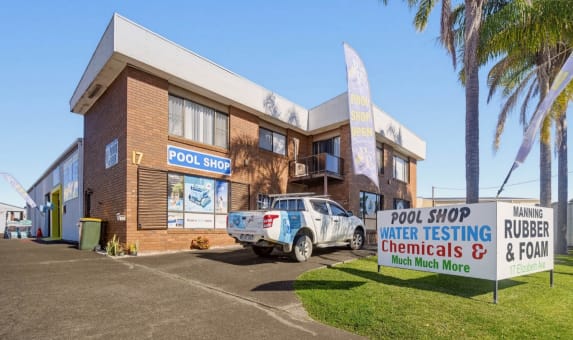 Dive Right In To Business Ownership - Manning Pools Rubber & Foam