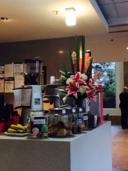 COFFEE LOUNGE - TAKING $26000PW .  RENT $1150 PW.  40KG COFFEE PW. TOP TOP LOCATION