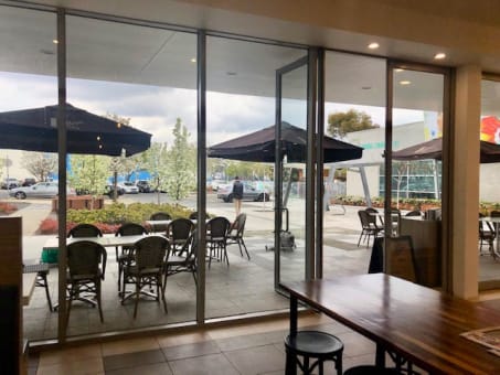 COFFEE LOUNGE - TAKING $26000PW .  RENT $1150 PW.  40KG COFFEE PW. TOP TOP LOCATION