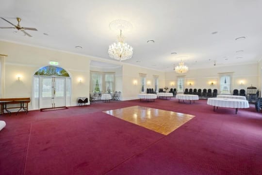 FREEHOLD VACANT POSSESSION - Beaufort Manor, Yea VIC - 1P0603