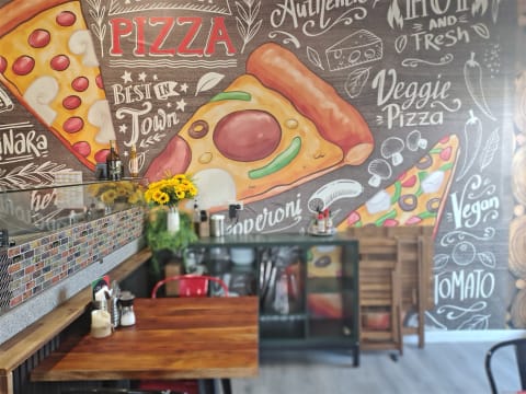 Authentic Neapolitan Pizzeria