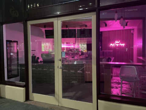 Prime Liverpool St Shop – Ideal for Café / Restaurant / Takeaway (Near-New Fit-Out)