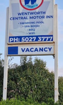 24 - ROOM REGIONAL MOTEL - NSW
