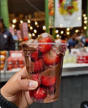 Well-Established Dessert Shop in Prime Strathmore Location