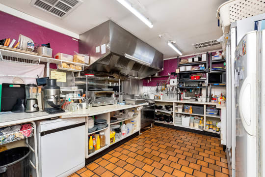 *SOLD BY VENTURE COMMERCIAL*