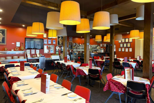 LEASEHOLD - Indian Tandoori Restaurants, NSW & VIC - 1P0580