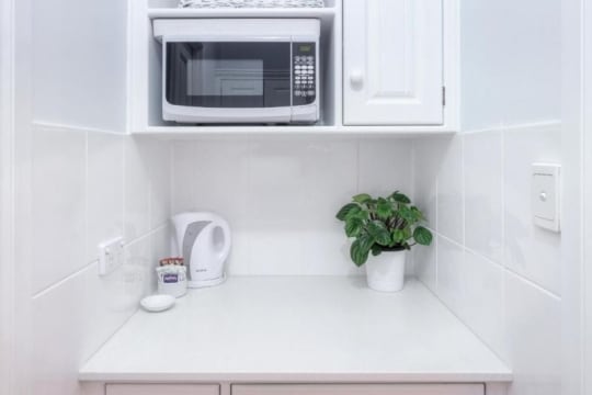 ACCOMMODATION BUSINESS IN PARADISE - PRIME LOCATION - NORTH OF NOOSA HEADS