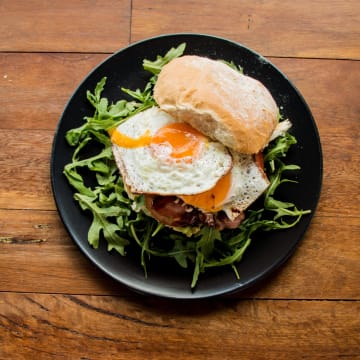 OMG – THE NO.1 CAFÉ IN THE HILLS DISTRICT - 00945