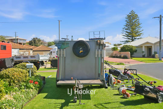 Established Lawn Mowing & Garden Business Opportunity