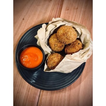 Ahwgkh7tpsqax5qf7mxc