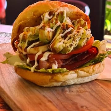 Iconic, Seaside Cafe in Paradise