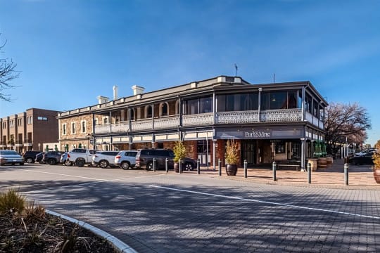 Iconic Hotel/ Restaurant Business + Function Room + Takeaway Liquor License