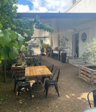 Bakery/Cafe in Wycheproof Regional Victoria (JASW0065)