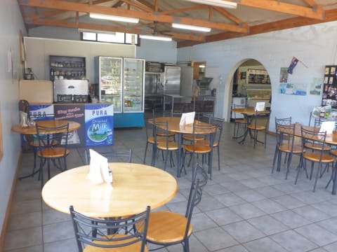 Parndana Bakery Cafe & Groceries