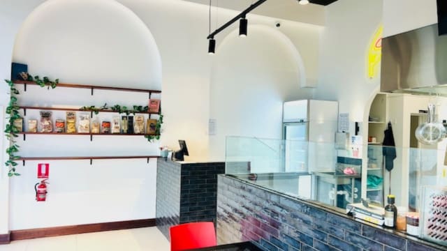 Fully Fitted Modern Pizzeria with Premium Fit-Out