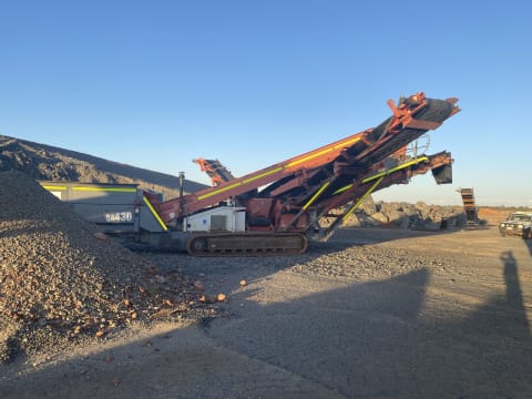 Thriving Civil Contractor & Haulage Business with Exceptional Growth Potential