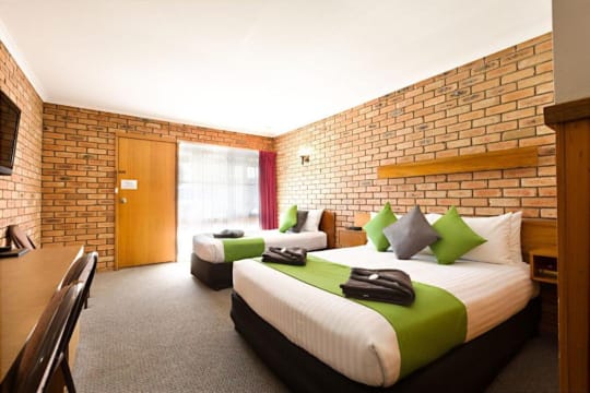 26-Room Leasehold Motel in Thriving Murray River Region