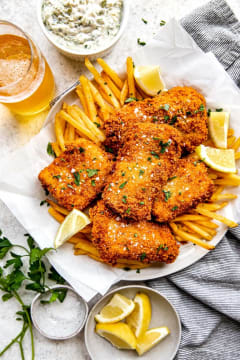 Long running busy Fish n Chips shop on busy road in Bentleigh East