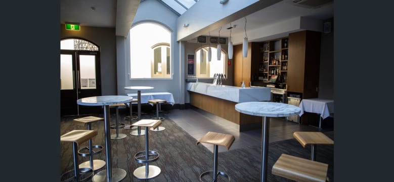 Griffens Head Hotel - Adelaide CBD - Lease