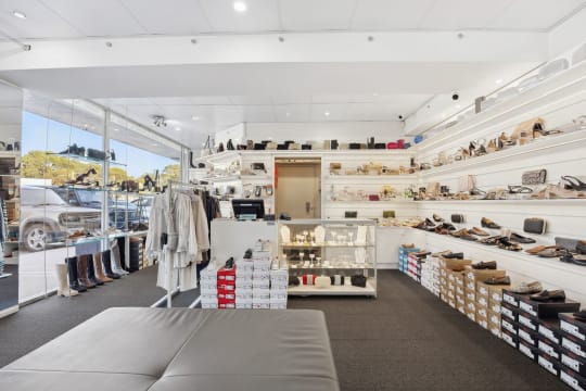 In Style Shoes & Accessories Cottesloe