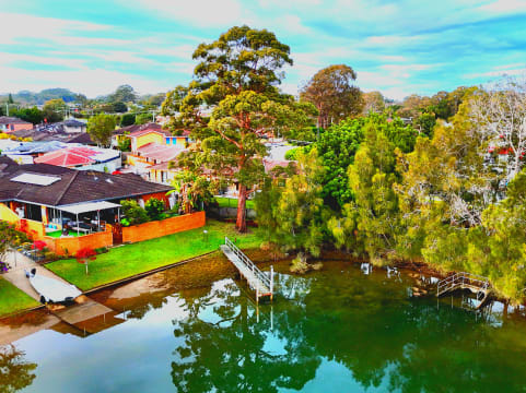 Riverside Waterfront Freehold or Passive Investment Motel Opportunity Port Macquarie NSW - 1131MF