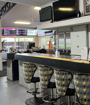 A Hotel in Walkerston "One of the top pubs in Scrubby"