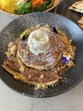 CAFE - FULLY UNDER MANAGEMENT - TAKING $40,000 PW,  RENT 5%