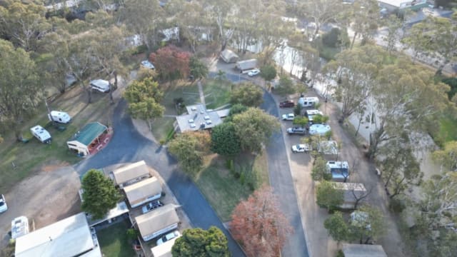 Numurkah Caravan Park –Freehold residence plus leasehold business